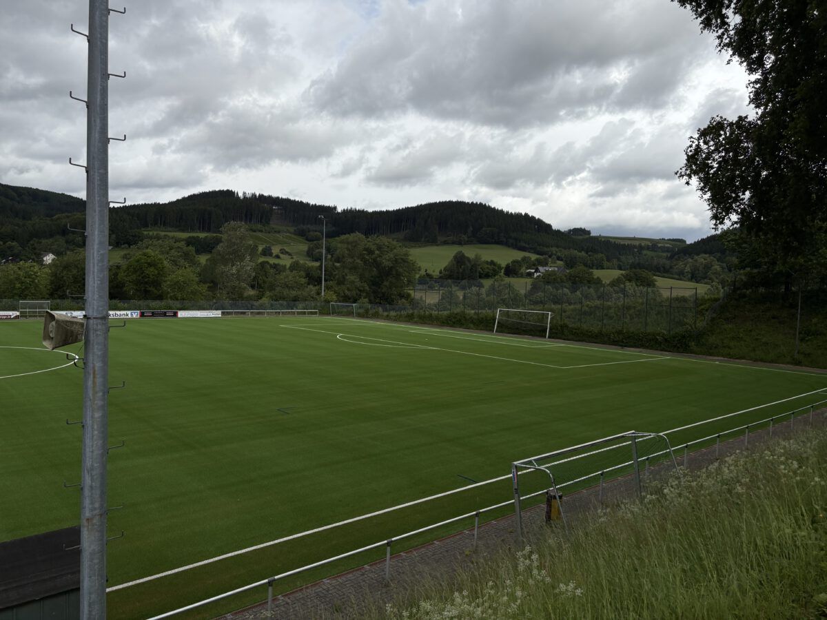 Sportplatz nach 4 Wochen fertig